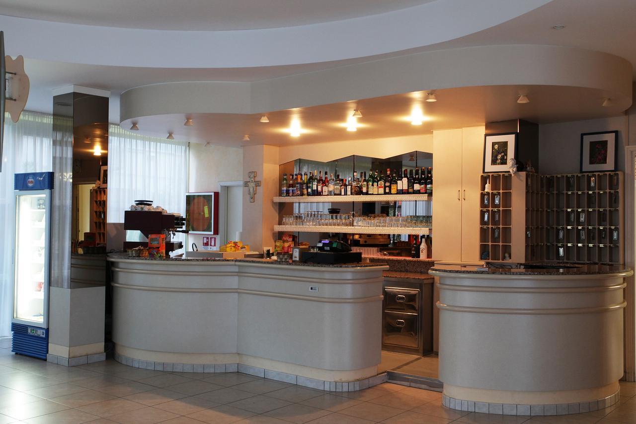 Hotel Santa Maria チェルヴィア エクステリア 写真